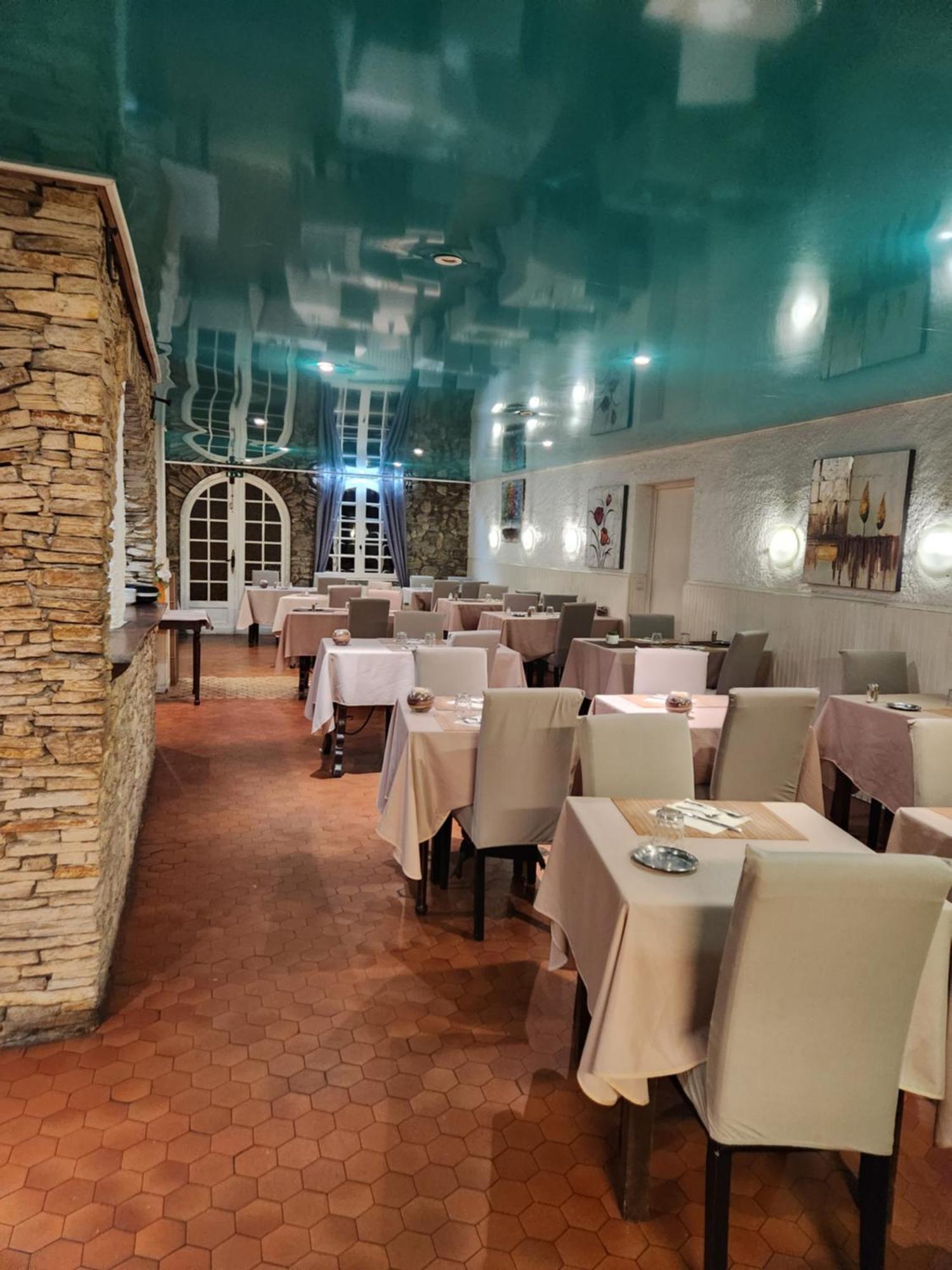 Logis Hotel Restaurant Les Charmettes 아르젤레쉬르메르 외부 사진